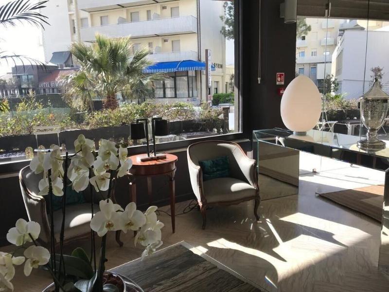 Hotel Caraibi ミラノ・マリッティマ エクステリア 写真